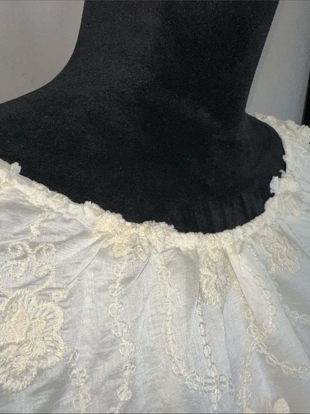 Cream Embroidered Peasant Tunic Top - Picture 4 of 11